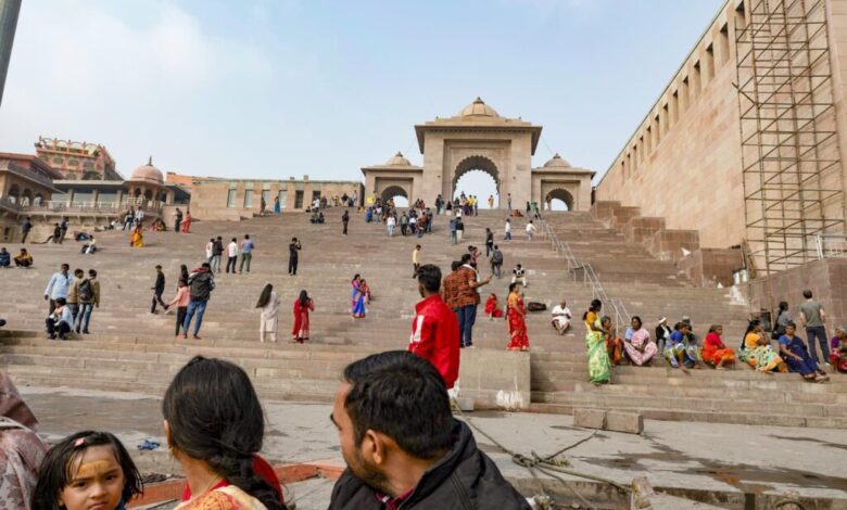 Kashi Reimagined: a Corridor through Time
