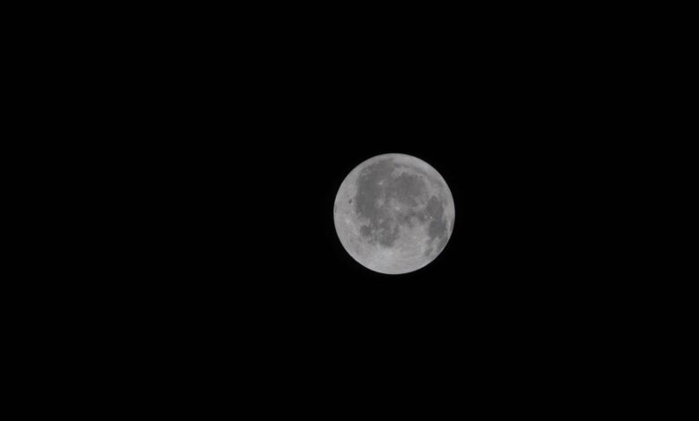 Artemis II astronauts preparing for historic lunar flyby