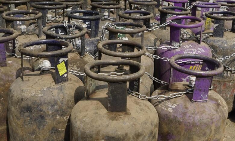 Petroleum Ministry doubles cylinder allocation for migrant workers in each State