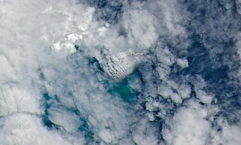 New Eruption in the Bismarck Sea