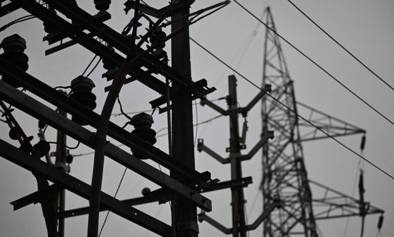 India to tap augmented solar capacity, coal to weather El Nino, summer-related power demand