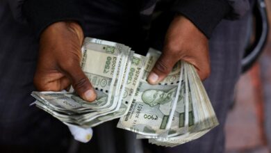 Rupee recovers 16 paise from all-time low to 95.52 against U.S. dollar in early trade