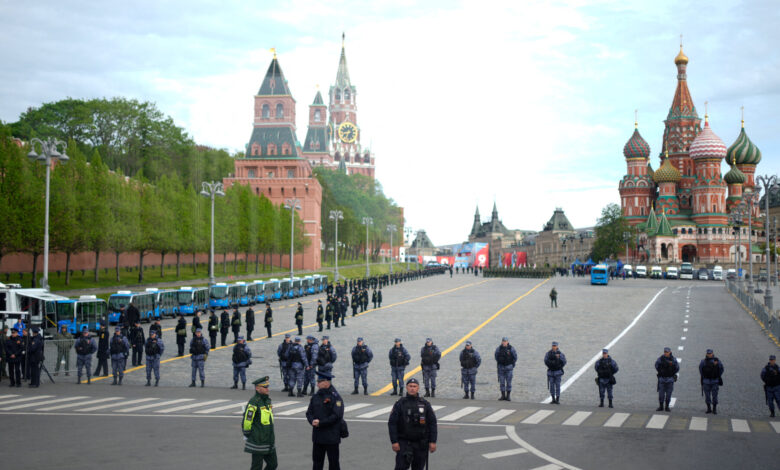 A Less Muscular Victory Day Parade Shows Putin’s Growing Vulnerability
