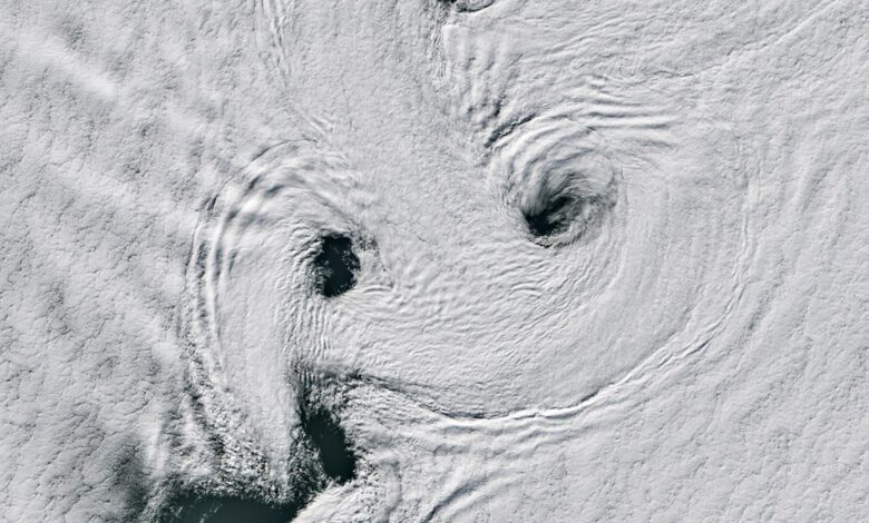 A Sea of Spinning Clouds