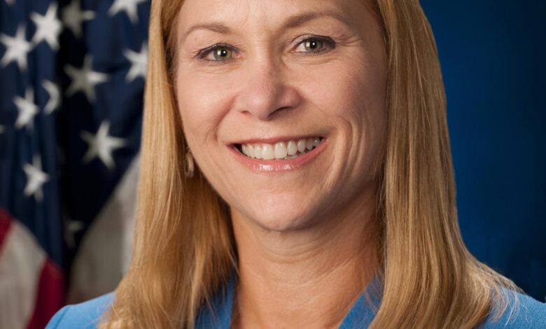 NASA Kennedy Center Director Announces Plans to Retire