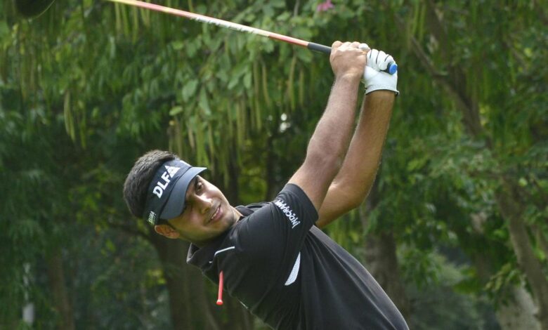 Shubhankar fires 64 to close in on a win at Boulders Classic