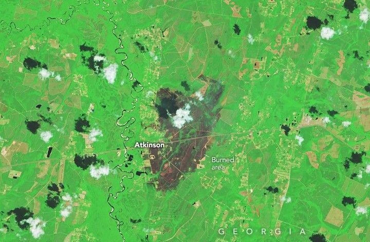 Fires Rage in Georgia